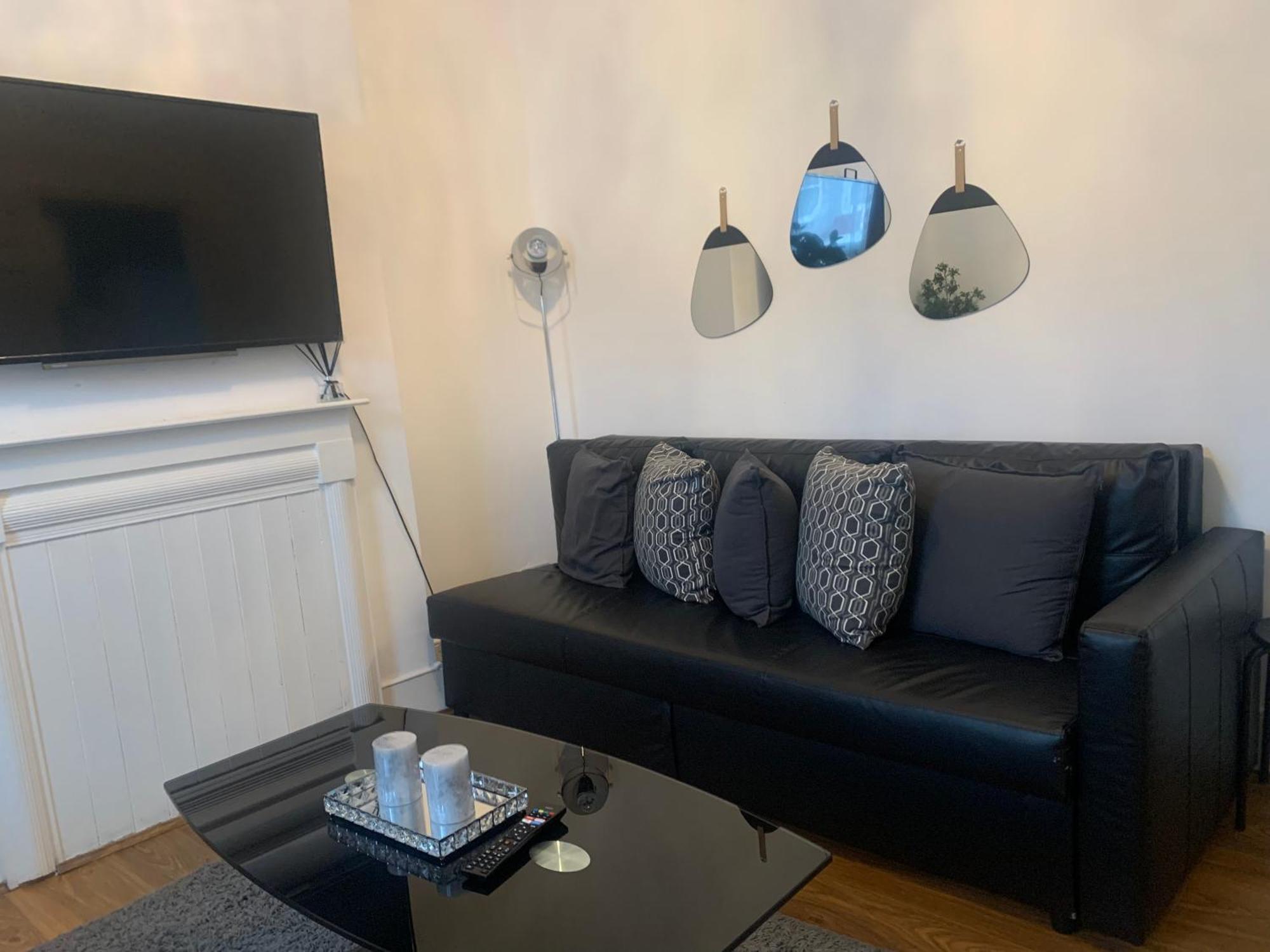 L A Place Croydon, London Βίλα Norwood Εξωτερικό φωτογραφία