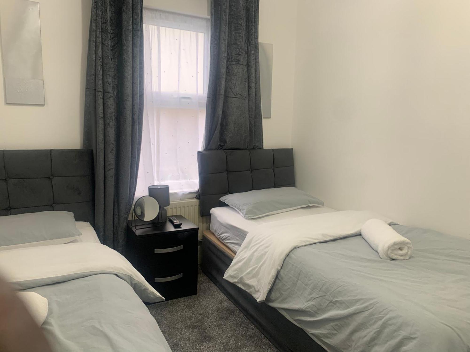L A Place Croydon, London Βίλα Norwood Εξωτερικό φωτογραφία