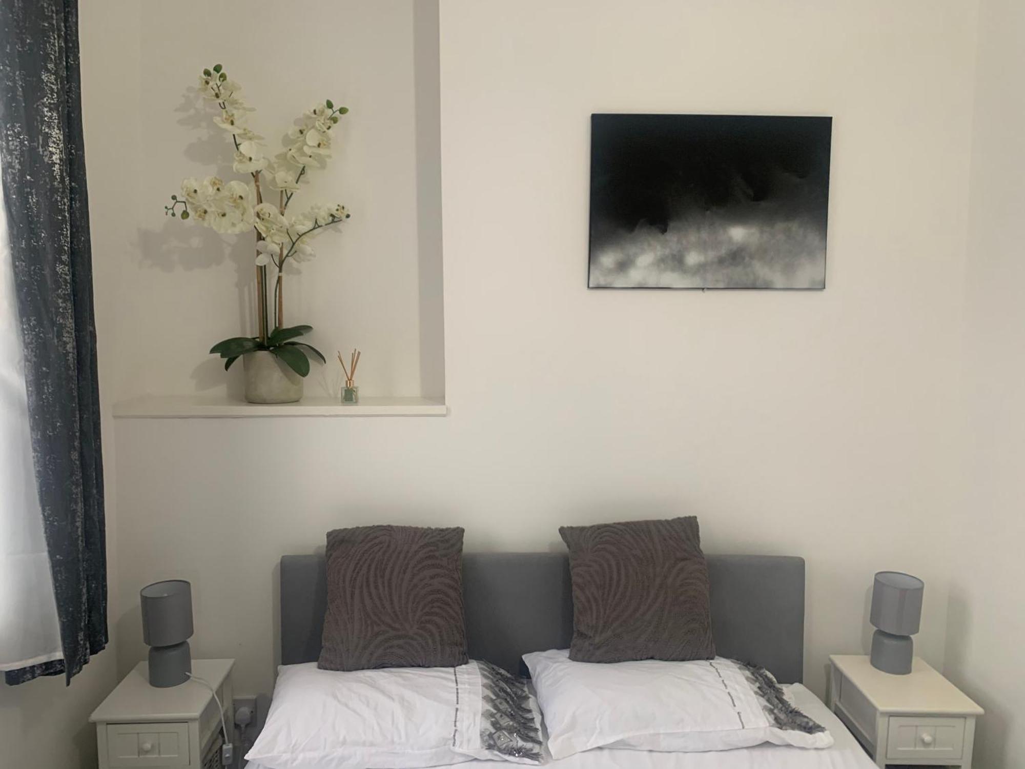 L A Place Croydon, London Βίλα Norwood Εξωτερικό φωτογραφία
