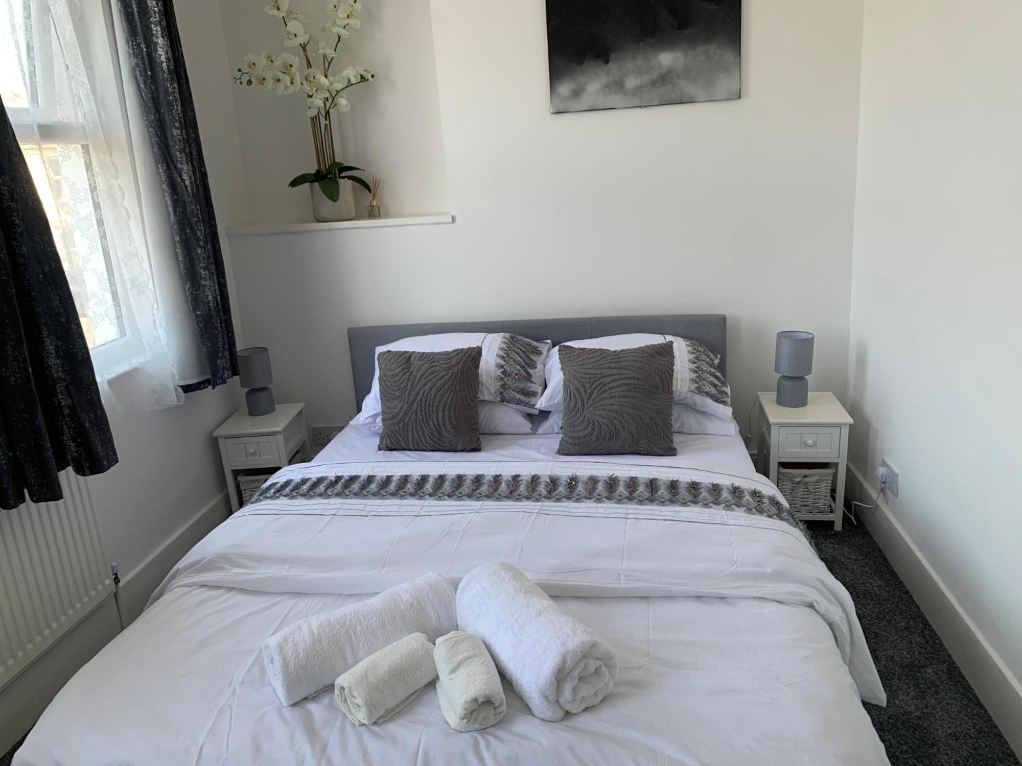 L A Place Croydon, London Βίλα Norwood Εξωτερικό φωτογραφία